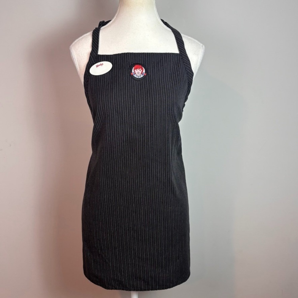 Wendy's Restaurant Black Logo Name Tag Pin Apron One Size Halloween Costume